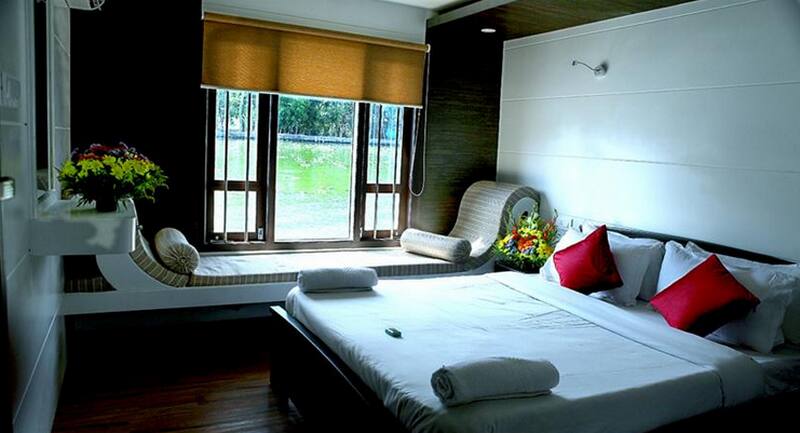 KV Houseboats, Alleppey 3